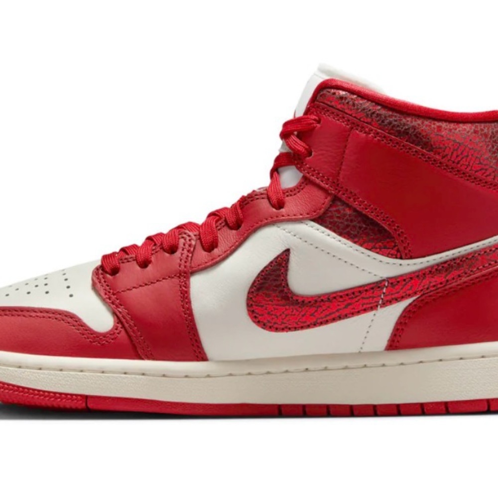 Air Jordan 1 Mid SE Varsity Red/Sail Leather Authentic Women’s Size 10 New W/Box
